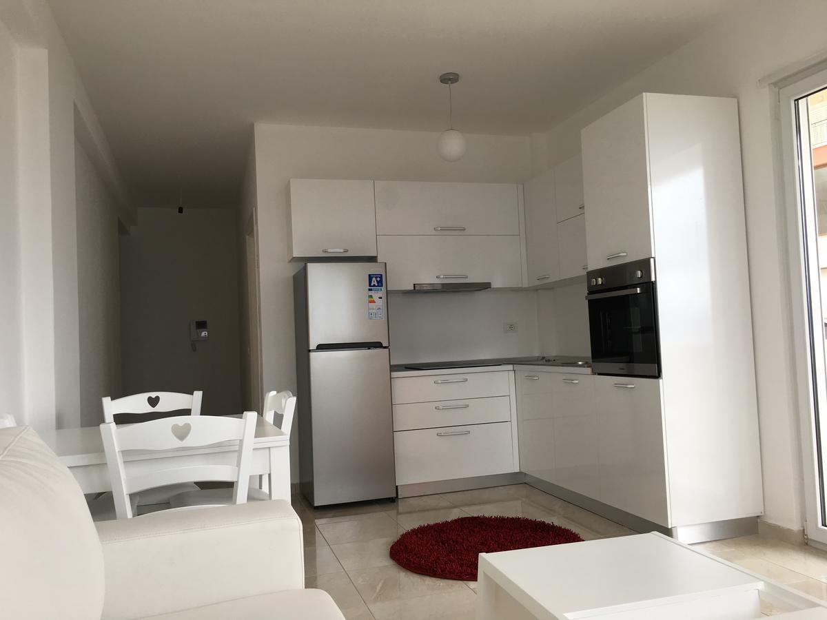 White Residence Apartament ซารานเดอ ภายนอก รูปภาพ