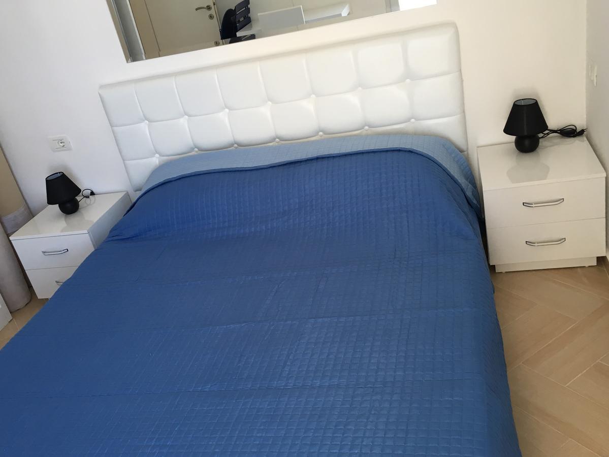 White Residence Apartament ซารานเดอ ภายนอก รูปภาพ