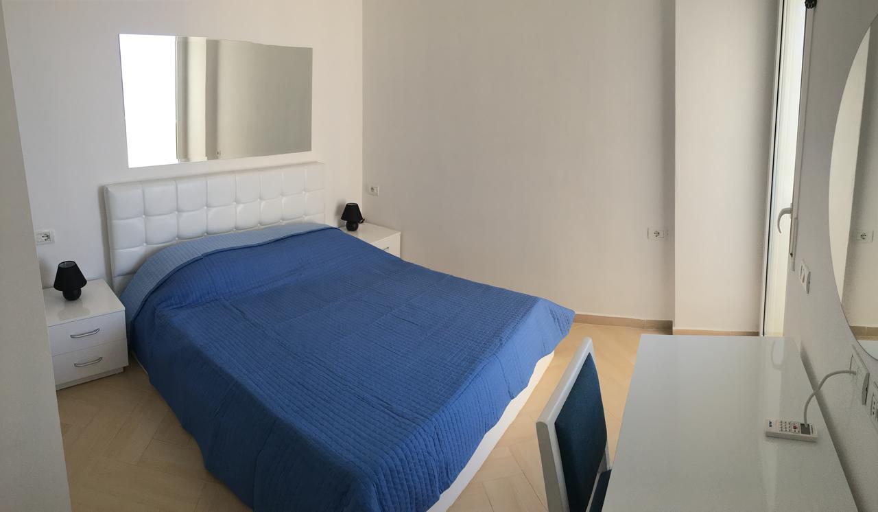White Residence Apartament ซารานเดอ ภายนอก รูปภาพ