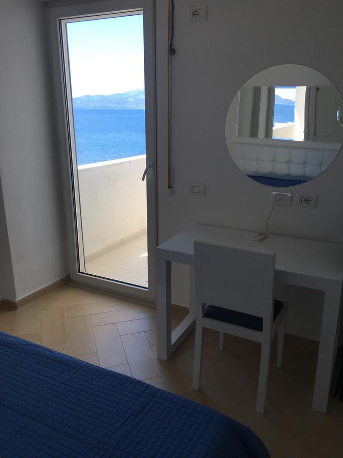 White Residence Apartament ซารานเดอ ภายนอก รูปภาพ